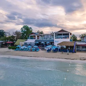 Blue Skies **** Negril